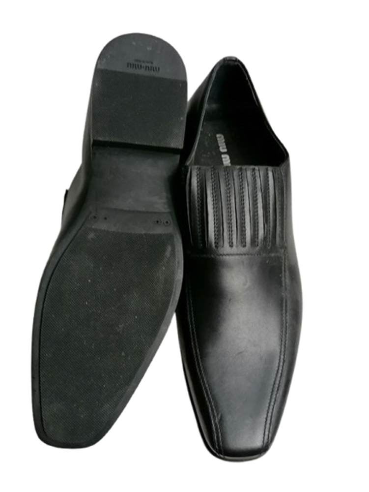 Miu Miu Vintage Années 2000 – Mocassins Cuir Noir – Deadstock – Archive