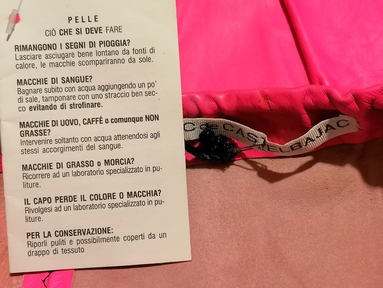 Jupe JC de Castelbajac Vintage en Cuir Rose Fuchsia – Collector