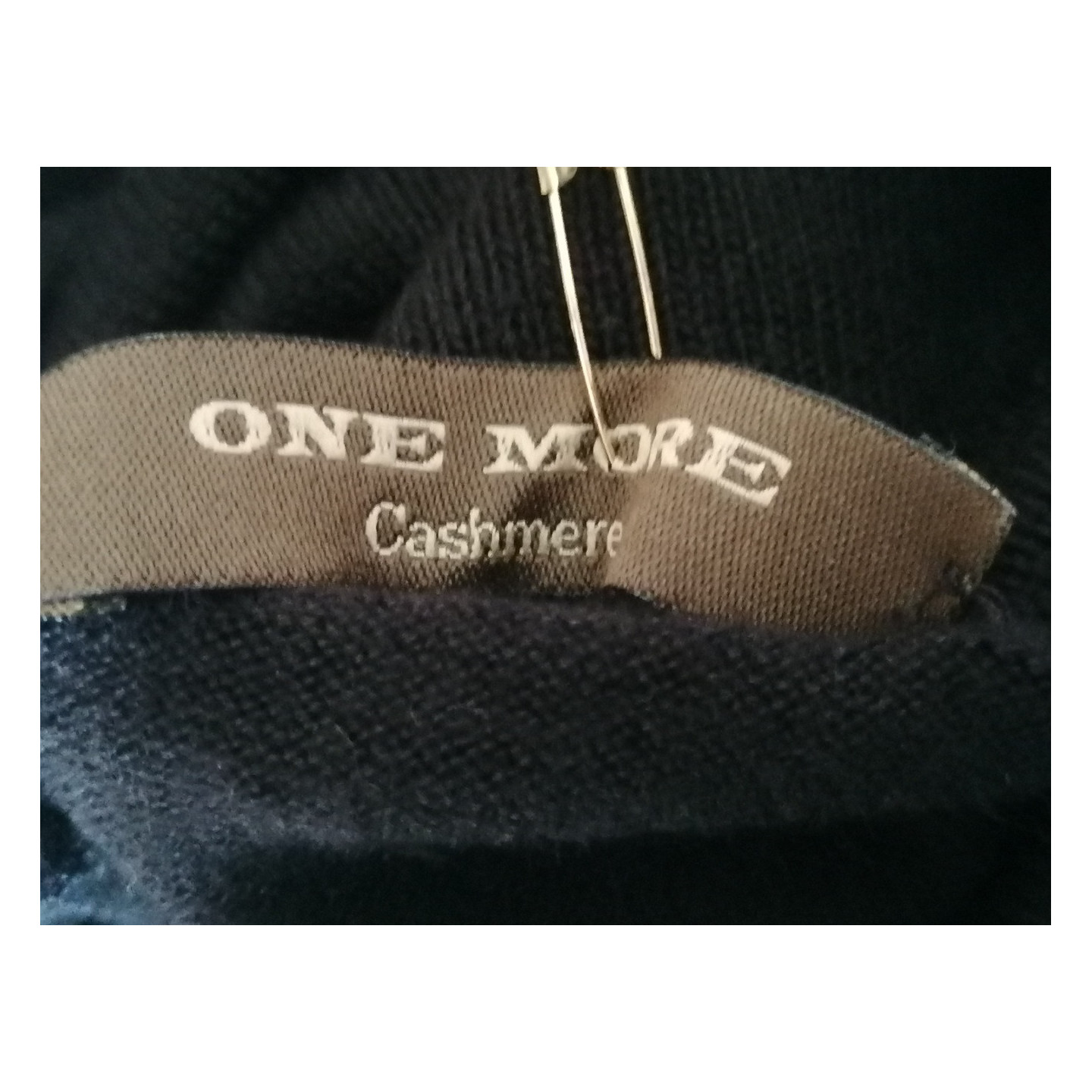 ONE MORE Archive – Top Col Roulé Soie & Cachemire Deadstock